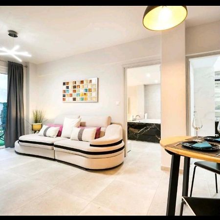 Romantic Jacuzzi Apartment Atenas Exterior foto